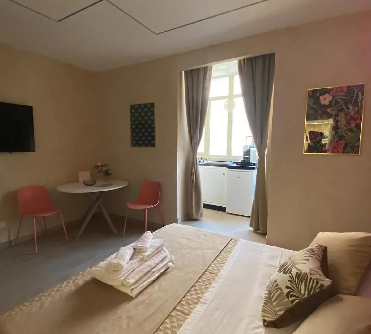 Superior Apartment 2 Catania 0*,  Italy